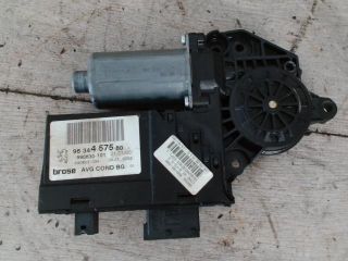 bontott PEUGEOT 307 Bal első Ablakemelő Motor