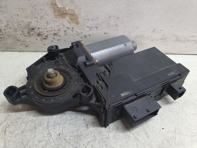 bontott PEUGEOT 307 Bal első Ablakemelő Motor