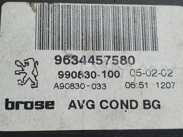 bontott PEUGEOT 307 Bal első Ablakemelő Motor