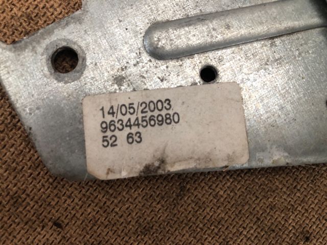 bontott PEUGEOT 307 Bal első Ablakemelő Szerkezet (Elektromos)