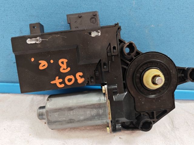 bontott PEUGEOT 307 Bal első Ablakemelő Szerkezet (Elektromos)