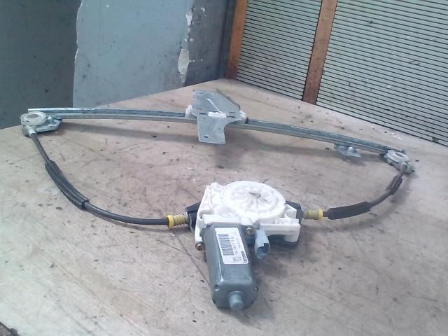 bontott PEUGEOT 307 Bal első Ablakemelő Szerkezet (Elektromos)