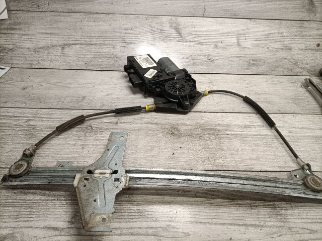 bontott PEUGEOT 307 Bal első Ablakemelő Szerkezet (Elektromos)