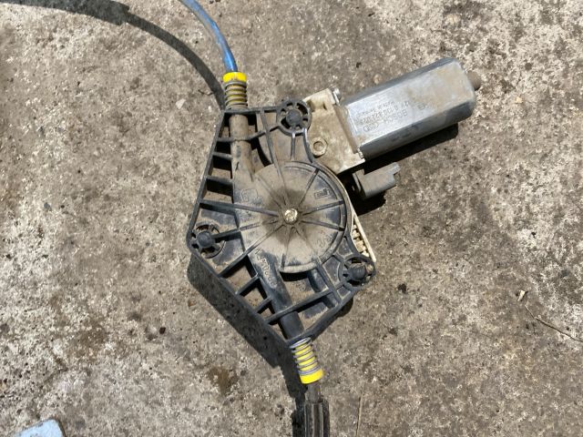 bontott PEUGEOT 307 Bal első Ablakemelő Szerkezet (Elektromos)