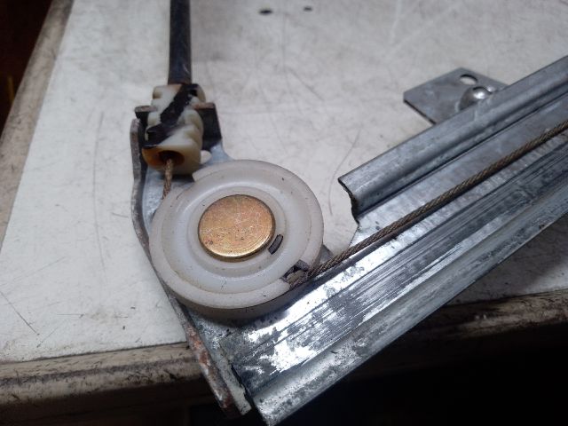 bontott PEUGEOT 307 Bal első Ablakemelő Szerkezet (Elektromos)