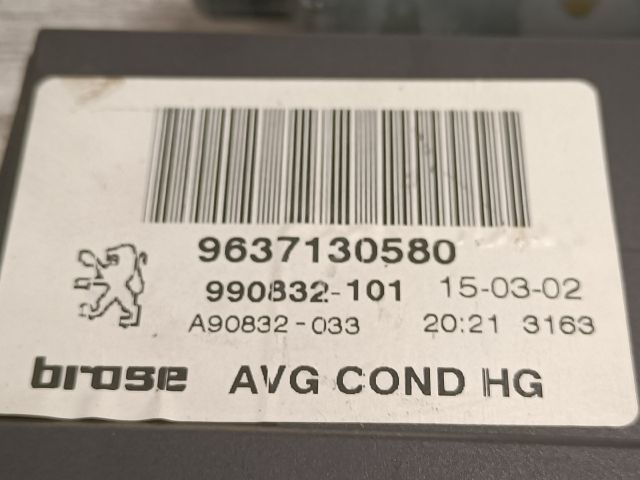 bontott PEUGEOT 307 Bal első Ablakemelő Szerkezet (Elektromos)