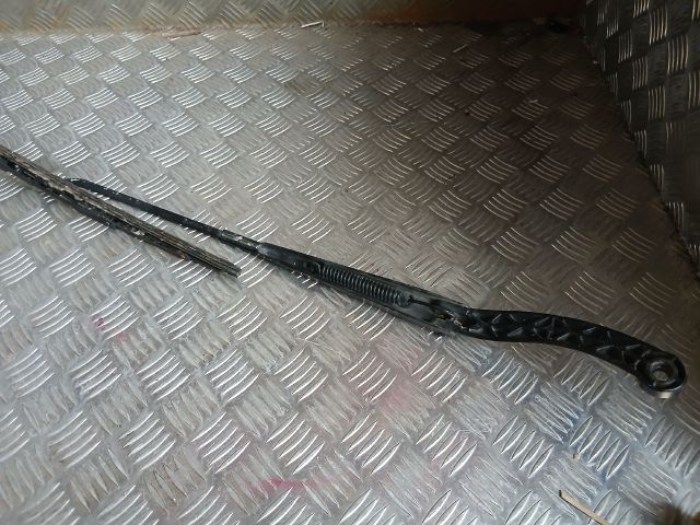 bontott PEUGEOT 307 Bal első Ablaktörlő Kar