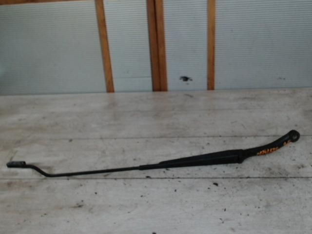 bontott PEUGEOT 307 Bal első Ablaktörlő Kar