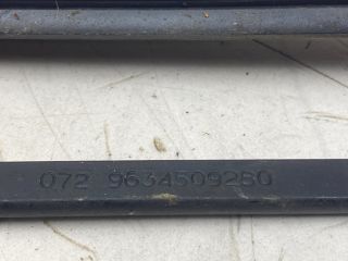 bontott PEUGEOT 307 Bal első Ablaktörlő Kar