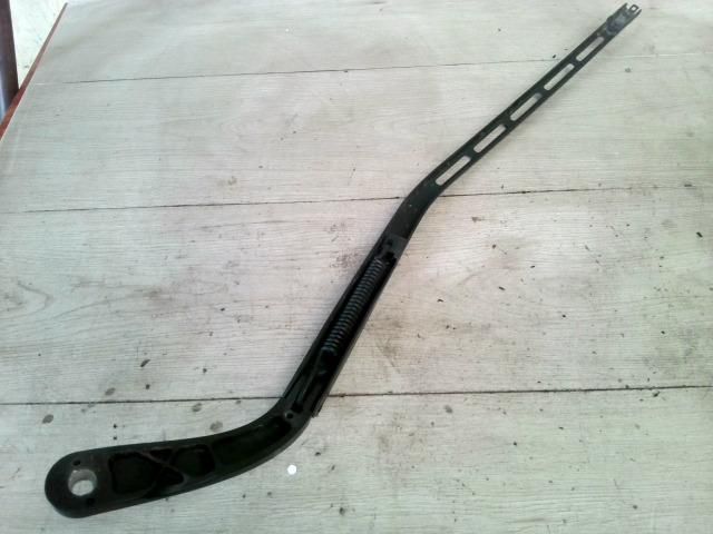 bontott PEUGEOT 307 Bal első Ablaktörlő Kar