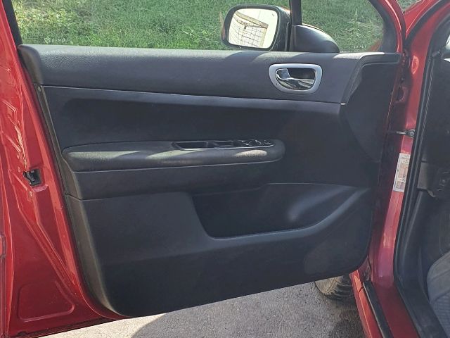 bontott PEUGEOT 307 Bal első Ajtó Kárpit