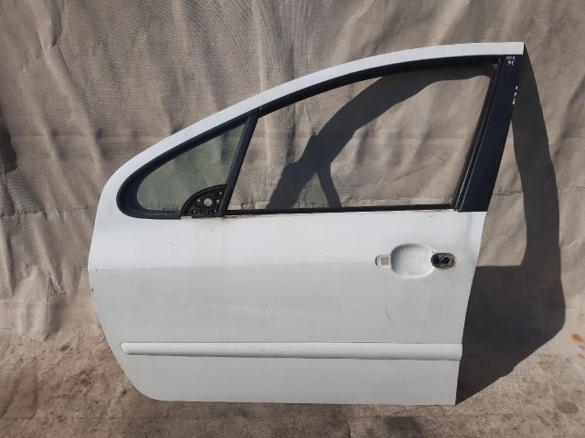 bontott PEUGEOT 307 Bal első Ajtó (Üres lemez)