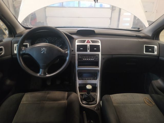 bontott PEUGEOT 307 Bal első Ajtóhatároló