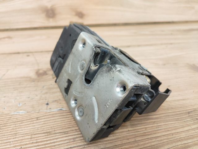 bontott PEUGEOT 307 Bal első Ajtózár