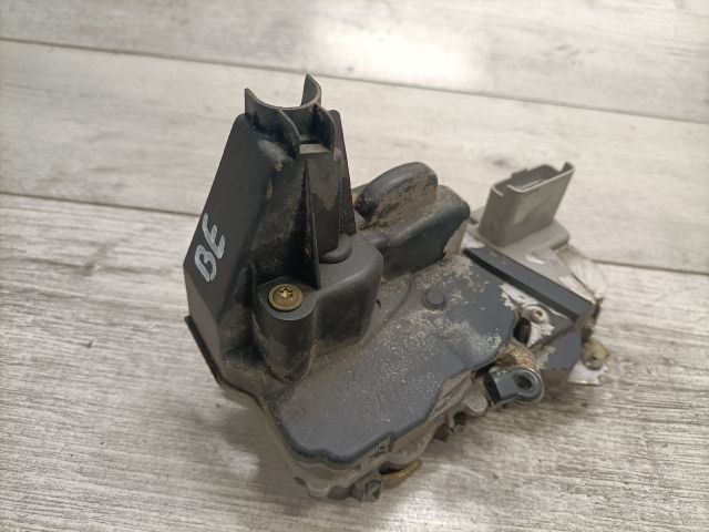 bontott PEUGEOT 307 Bal első Ajtózár