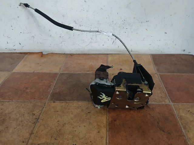 bontott PEUGEOT 307 Bal első Ajtózár