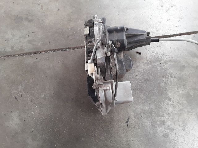 bontott PEUGEOT 307 Bal első Ajtózár