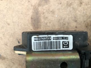 bontott PEUGEOT 307 Bal első Biztonsági Öv