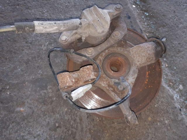 bontott PEUGEOT 307 Bal első Csonkállvány Kerékaggyal