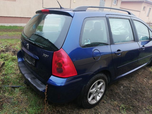 bontott PEUGEOT 307 Bal első Hossznyúlvány