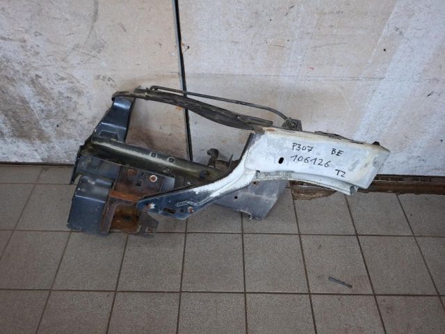 bontott PEUGEOT 307 Bal első Negyed Karosszéria Csomag