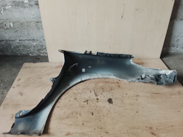 bontott PEUGEOT 307 Bal első Sárvédő