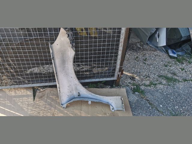 bontott PEUGEOT 307 Bal első Sárvédő