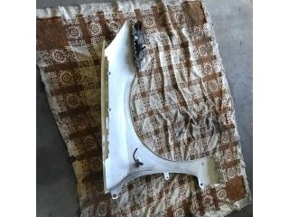 bontott PEUGEOT 307 Bal első Sárvédő