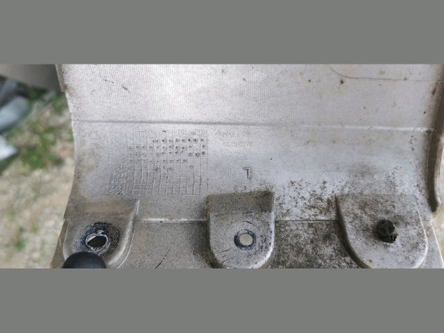 bontott PEUGEOT 307 Bal első Sárvédő