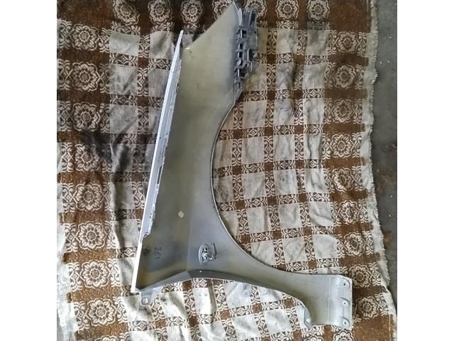 bontott PEUGEOT 307 Bal első Sárvédő