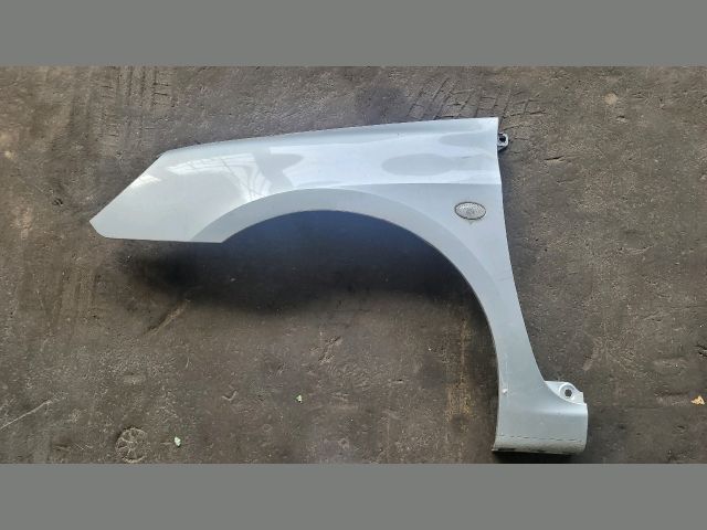 bontott PEUGEOT 307 Bal első Sárvédő