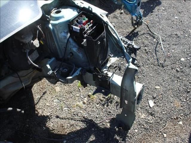 bontott PEUGEOT 307 Bal első Ütközéscsillapító