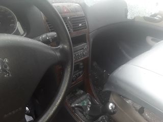 bontott PEUGEOT 307 Bal Gólyaláb Csonkállvánnyal