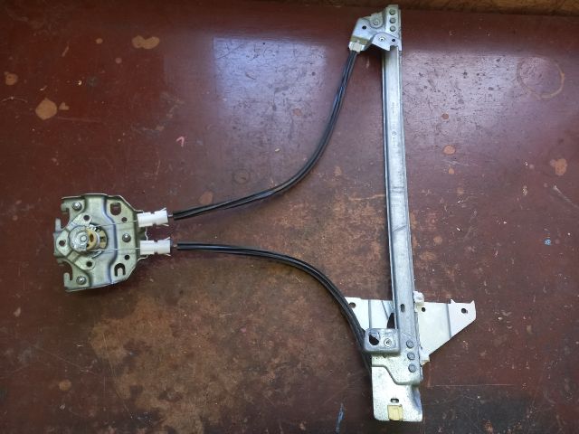 bontott PEUGEOT 307 Bal hátsó Ablakemelő Szerkezet (Mechanikus)