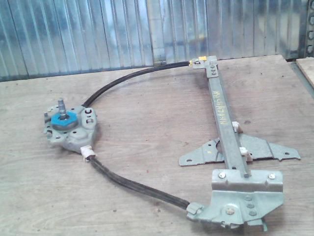 bontott PEUGEOT 307 Bal hátsó Ablakemelő Szerkezet (Mechanikus)