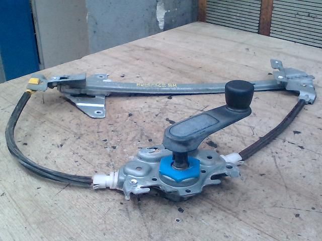 bontott PEUGEOT 307 Bal hátsó Ablakemelő Szerkezet (Mechanikus)