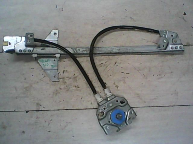 bontott PEUGEOT 307 Bal hátsó Ablakemelő Szerkezet (Mechanikus)