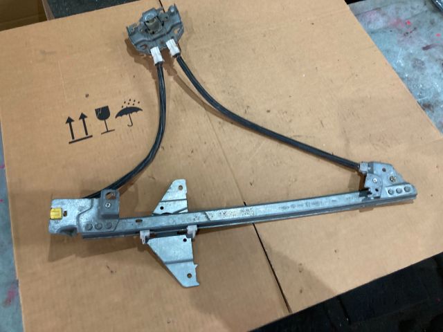 bontott PEUGEOT 307 Bal hátsó Ablakemelő Szerkezet (Mechanikus)