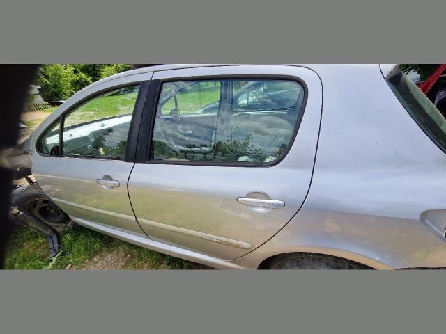 bontott PEUGEOT 307 Bal hátsó Ajtó (Részeivel)