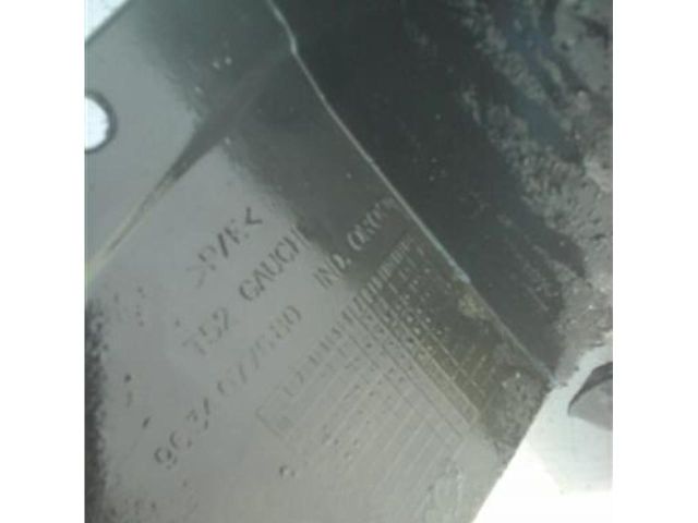 bontott PEUGEOT 307 Bal hátsó Dobbetét (Kerékjárati, Műanyag)