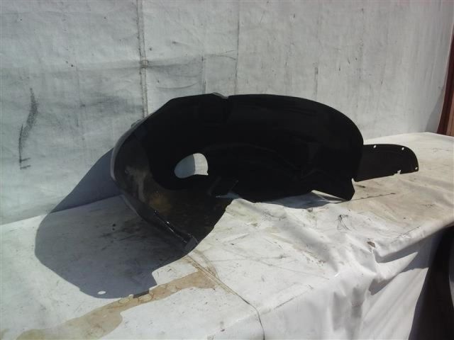 bontott PEUGEOT 307 Bal hátsó Dobbetét (Kerékjárati, Műanyag)