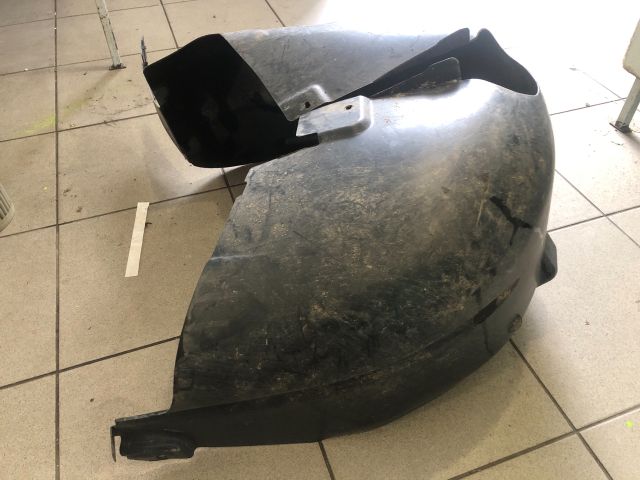 bontott PEUGEOT 307 Bal hátsó Dobbetét (Kerékjárati, Műanyag)