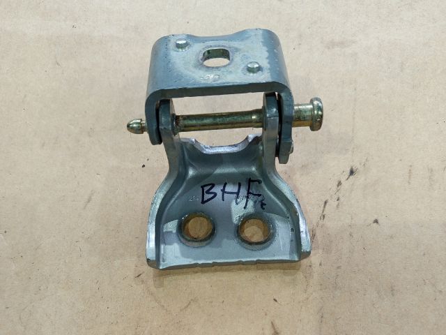 bontott PEUGEOT 307 Bal hátsó Felső Zsanér