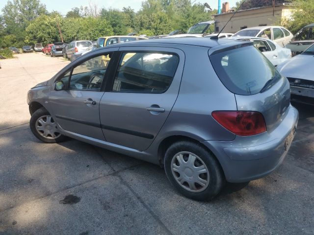 bontott PEUGEOT 307 Bal Hátsó Lámpa