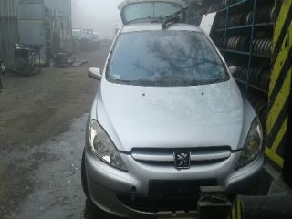 bontott PEUGEOT 307 Bal hátsó Sárvédő