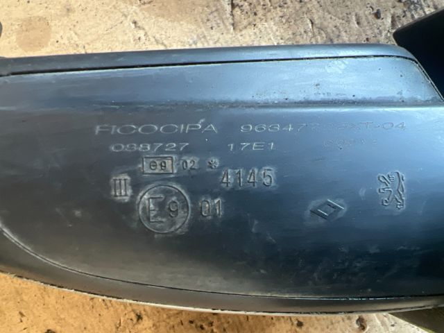 bontott PEUGEOT 307 Bal Visszapillantó Tükör (Mechanikus)