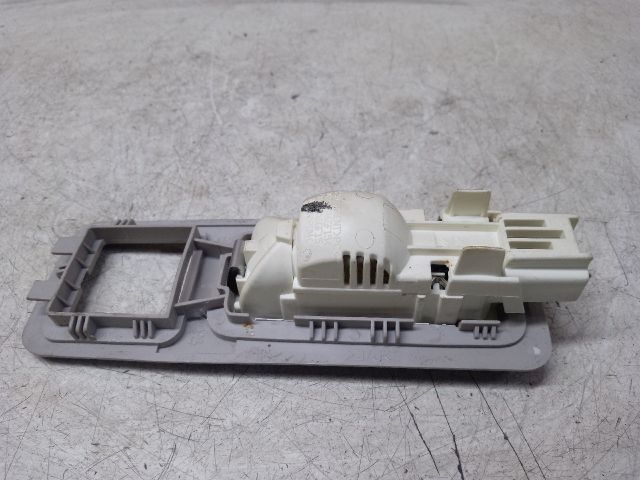 bontott PEUGEOT 307 Beltér Világítás Hátsó