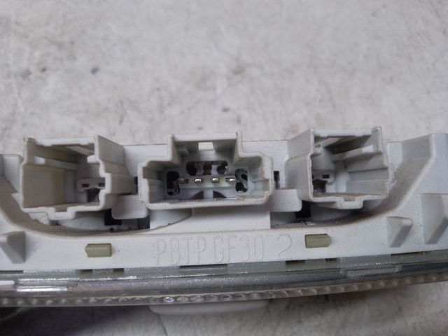 bontott PEUGEOT 307 Beltér Világítás Hátsó