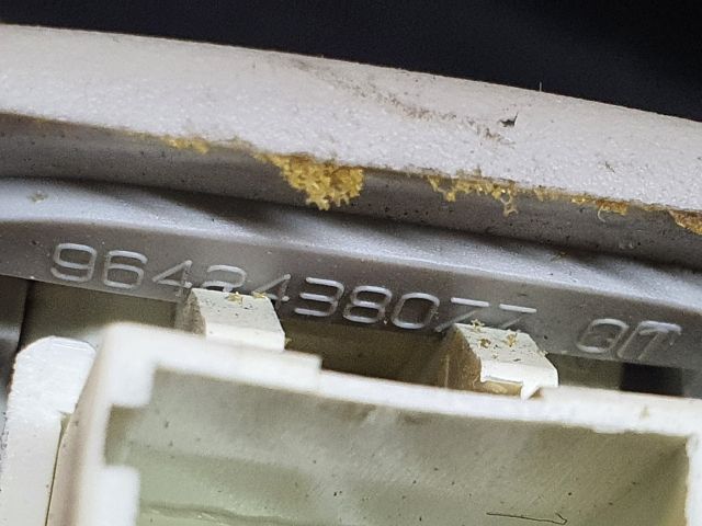 bontott PEUGEOT 307 Beltér Világítás Hátsó