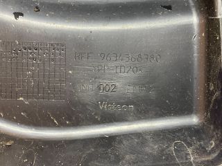 bontott PEUGEOT 307 Biztosítéktábla Fedél